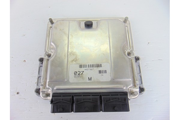 Centralita motor uce, Mitsubishi Carisma Berlina 5 (DA0) 1900 DI-D Comfort 2003, 8200142442