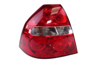 Piloto trasero izquierdo, Chevrolet Aveo Berlina Lt 2010