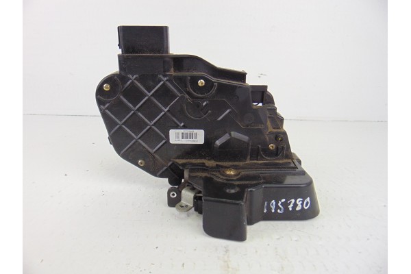 Cerradura puerta trasera izquierda, Volvo S40 Berlina 1.6 D Kinetic 2006, 30753668