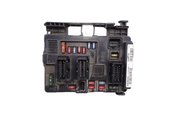 Caja reles / fusibles, Peugeot Partner (S2) Combiespace 2007, 9650618580