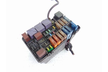 Caja reles / fusibles, Renault Vel Satis (BJ0) Initiale 2005, 8200516387