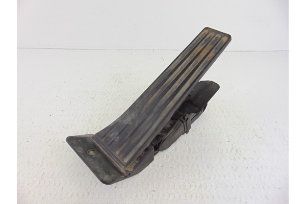 Potenciometro pedal, Bmw Serie 3 Berlina (F30) 328i 2012, 6853175