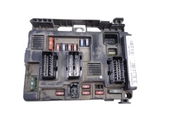 Caja reles / fusibles, Peugeot Partner (S2) Combiespace 2006, 9650618580