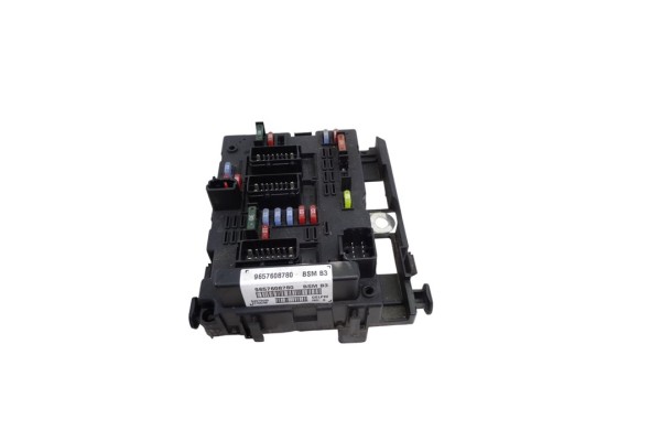 Caja reles / fusibles, Peugeot 206 Xs 2005, 9657608780
