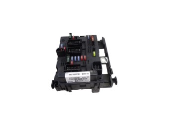 Caja reles / fusibles, Peugeot 206 Xs 2005, 9657608780