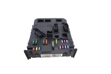 Caja reles / fusibles, Peugeot 206 Xs 2005, 9653667680