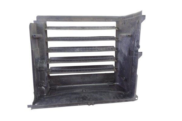 Calandra delantera de radiador, Bmw Serie 3 Berlina (E46) 320d 2003, 157048048