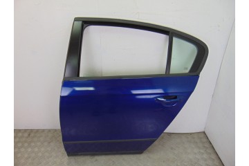 Puerta trasera izquierda, Volkswagen Passat Berlina (3C2) Sportline 2005