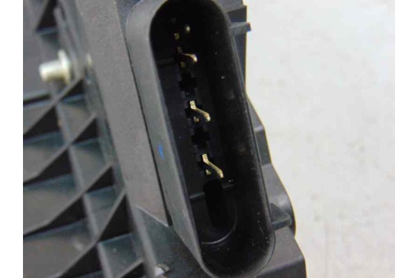 BM5A-A21812-BC CERRADURA PUERTA DELANTERA DERECHA FORD FOCUS BERLINA (CB8)