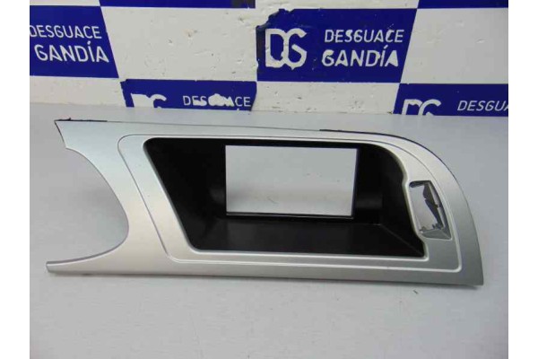 Moldura, Audi A4 Berlina (8K2) Básico, 8K1857186G