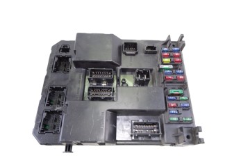 Caja reles / fusibles, Citroen C5 Berlina 2.0 HDi Magic 2004, 9651197380
