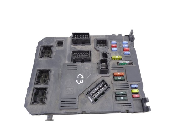 Caja reles / fusibles, Citroen C3 1.1 Sx 2003, 9657999380
