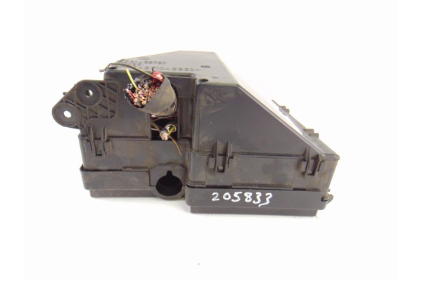 Caja reles / fusibles, Mazda CX-7 Er Active 2011, EG21-66767