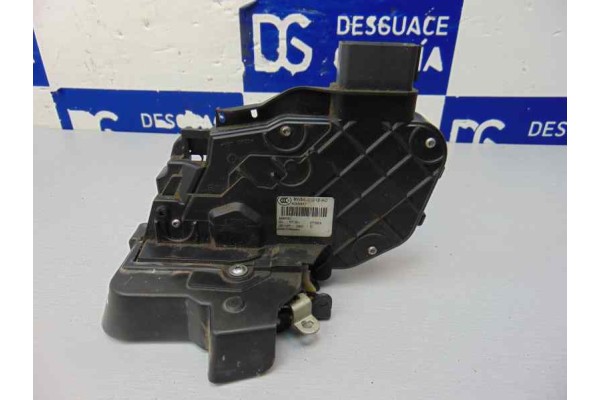 Cerradura puerta delantera derecha, Land Rover Freelander (LR2) TD4 Hse 2007, 6W8A-21812-AC