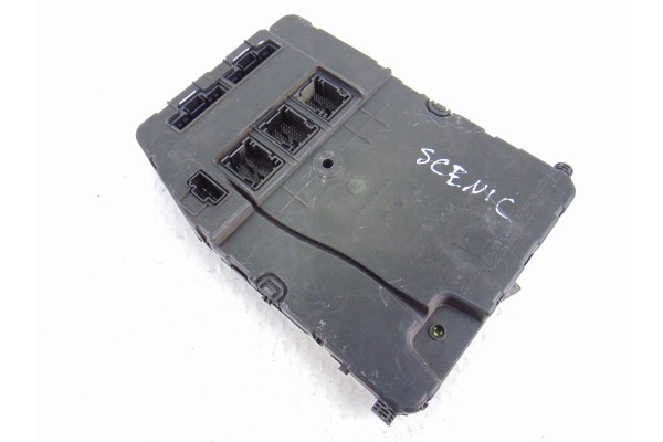 Caja reles / fusibles, Renault Scenic Ii (Jm) Confort Dynamique 2004, 8200309690