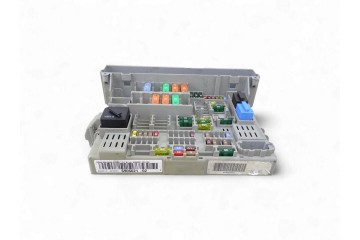 Caja reles / fusibles, Bmw Serie 3 Berlina (E90) 318d 2006, 6906621