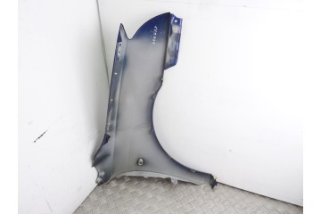 AZUL ALETA DELANTERA IZQUIERDA TOYOTA AVENSIS BERLINA (T25) 2.2 D-4D Clean Power Executive Berlina (5-ptas.) AZUL 173954 TOYOTA 