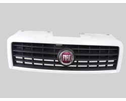 Rejilla delantera, Fiat I Doblò Cargo 1.3 JTD SX Furgón 2007, 735395576