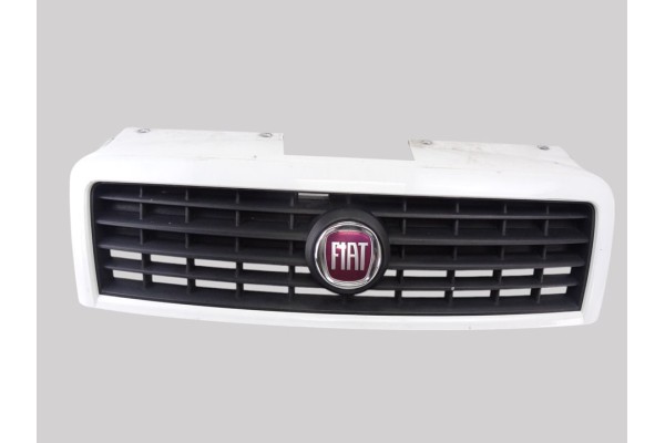 Rejilla delantera, Fiat I Doblò Cargo 1.3 JTD SX Furgón 2007, 735395576