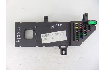 Caja reles / fusibles, Opel Vectra C Berlina Elegance 2006, 13223679