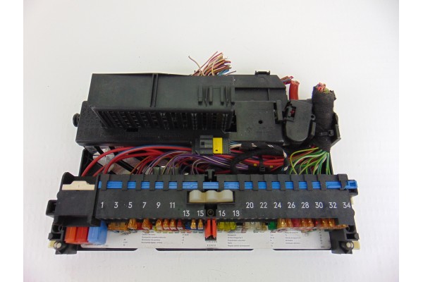 Caja reles / fusibles, Bmw Serie X3 (E83) 2.0d 2005, 8387153