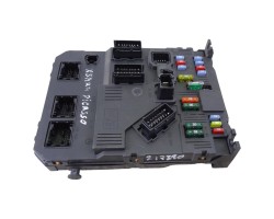 Caja reles / fusibles, Citroen Xsara Picasso 1.6 HDi 90 Exclusive 2007, 9657999780