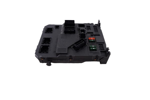 Caja reles / fusibles, Peugeot 206 + Básico 2010, 9657999780