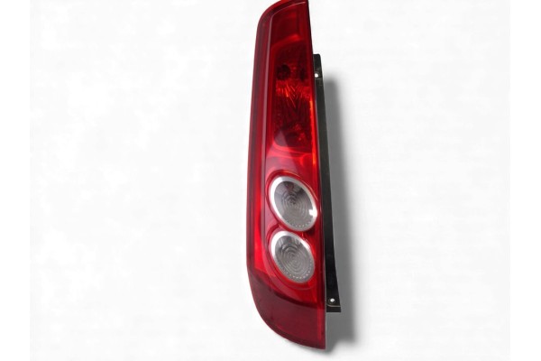 Piloto trasero izquierdo, Ford Fiesta (Cbk) Sport 2006