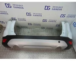 Paragolpes trasero