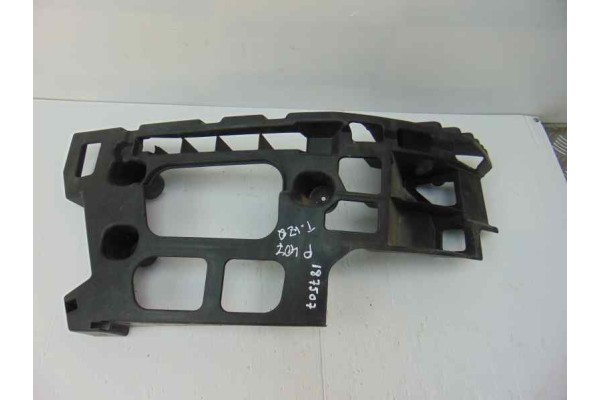 Molduras traseras, Peugeot 407 Sw Premium 2004, 9647553780