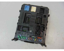 Caja reles / fusibles, Citroen C4 Berlina Collection 2006, 9661940480