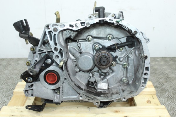 Caja cambios, Nissan Almera (N16/E) Tekna 2005, JR5106