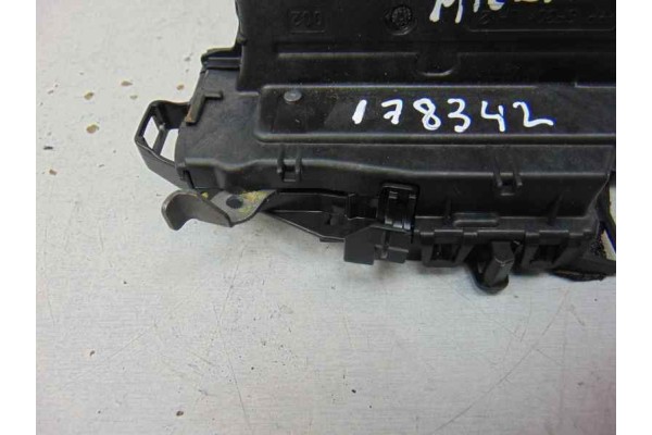 2 PIN CERRADURA PUERTA TRASERA IZQUIERDA NISSAN MICRA (K14) Acenta 2019 2 PIN 178342 NISSAN - 7