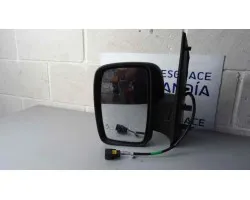 Retrovisor izquierdo