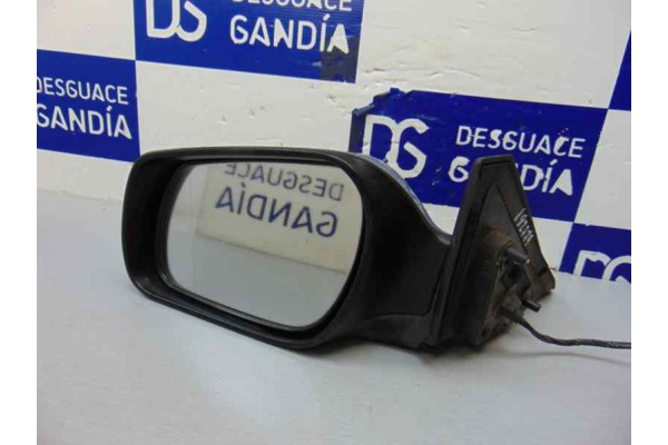 Retrovisor izquierdo