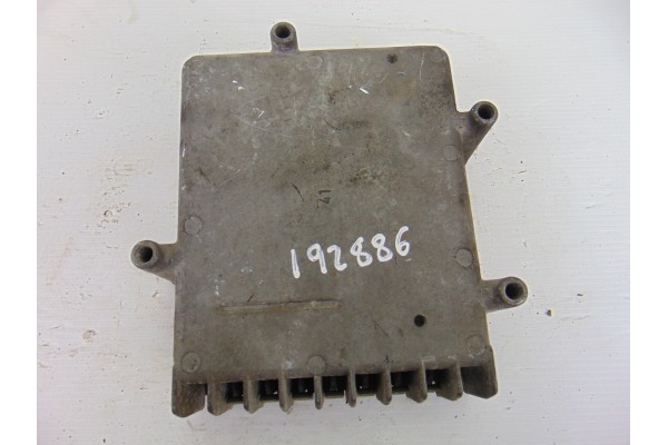 Centralita motor uce, 04606517AD