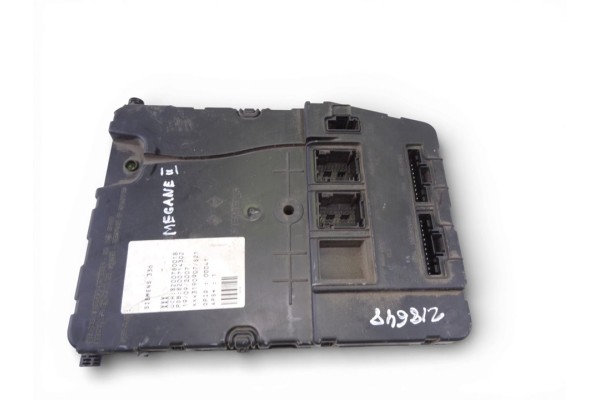Caja reles / fusibles, Renault Megane Ii Berlina 5P Confort Dynamique 2008, 8200780018A