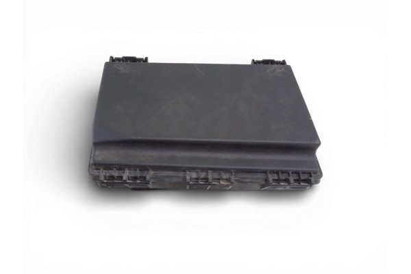Caja reles / fusibles, Opel Zafira B Enjoy 2007, 13242781