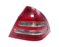 Piloto trasero derecho, Mercedes-benz Clase C (Bm 203) Berlina 200 Cdi (203.004) 2001