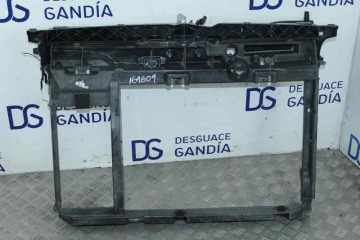 Panel frontal