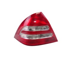 Piloto trasero izquierdo, Mercedes-benz Clase C (Bm 203) Berlina 220 Cdi (203.006) 2002, 2038200164