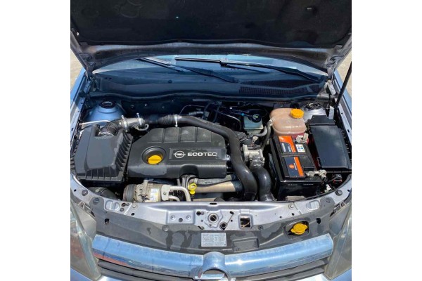 OPEL ASTRA H BERLINA Elegance