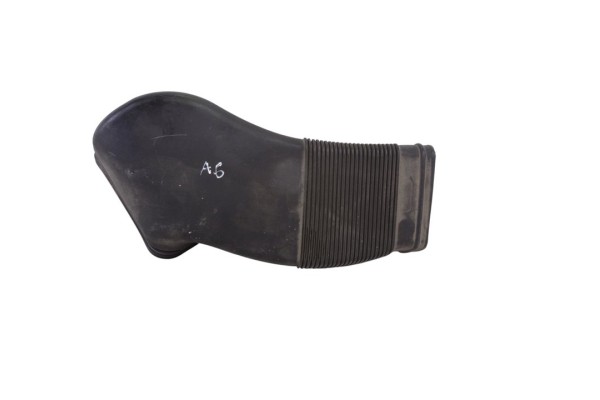 Tubo, Audi A6 Berlina (4B2) 2.4 (121kW) 1997, 8D0129617E