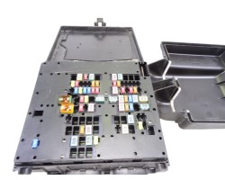 Caja reles / fusibles, Ford Fiesta (CE1) ST-Line 2022, L1BT14D068HAB