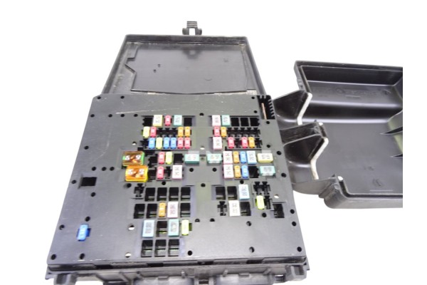 Caja reles / fusibles, Ford Fiesta (CE1) ST-Line 2022, L1BT14D068HAB