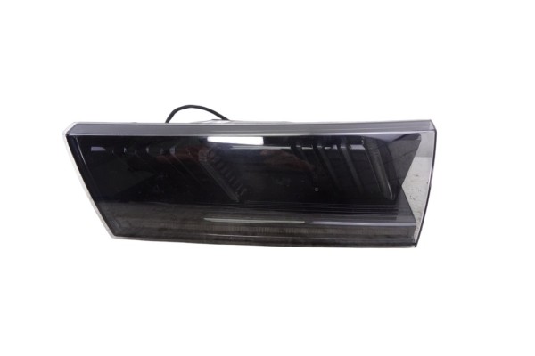 Piloto trasero derecho interior, Peugeot 508 Allure Pack 2022, 9813508180