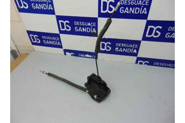 3 PIN CERRADURA PUERTA TRASERA DERECHA NISSAN JUKE (F15E) Acenta 2013 3 PIN 180620 NISSAN - 3