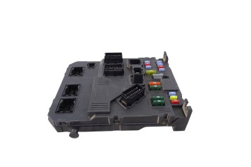 Caja reles / fusibles, Citroen Xsara Picasso 1.6 HDi 90 Exclusive 2009, 9657999780