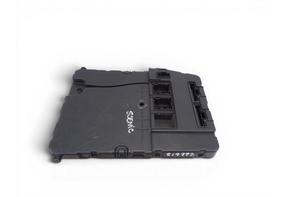 Caja reles / fusibles, Renault Scenic Ii (Jm) Authentique 2007, 8200780007