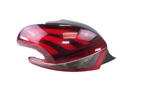 Piloto trasero izquierdo, Peugeot 208 Style 2016